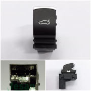 30 2404 BAGAJ BUTONU VW JETTA KROM