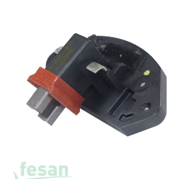 IR 695 ISKRA 12V KONJEKTÖR DEUTZ KHD ATLAS BOBCAT IK 451 16.915.585