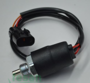 140110 GERİ VİTES MÜŞÜRÜ MİTSUBİSHİ CANTER ORJİNAL SOKET