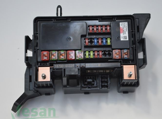 OEM H1JC0061 SİGORTA KUTUSU HYUNDAİ İ20