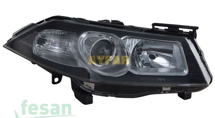 AYFAR 202274 FAR RENAULT MEGANE 2010-2011 SAĞ MOTORLU SİYAH ÇERÇEVELİ