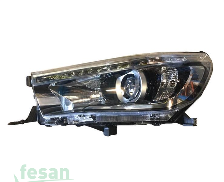 81150-0K720 FAR TOYOTA HİLUX REVO 2015-2018 SOL MANUEL LEDLİ
