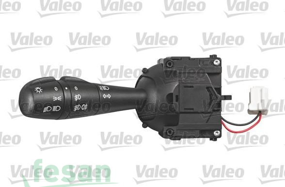VALEO 251687 SİNYAL KOLU RENAULT CAPTUR 2013-2015 CLİO 2012> TRAFİC 2014> DACİA LOGAN SANDERO 2012-2018 KABLOLU