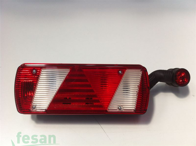 CERKEZ SLC 111B STOP LAMBASI MULTİFONKSİY SKTLİ R BOYNUZ LAMBALI ORTASI 3GEN REFLEKTÖRLÜ