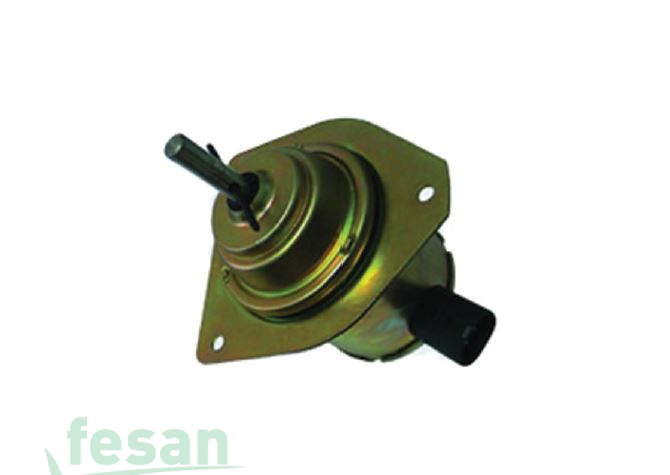 WWF 1520 12V FAN MOTORU RENAULT 9 CLİO EXPRESS YM SOKETLİ SOKETİ MOTORUN ÜZERİNDE