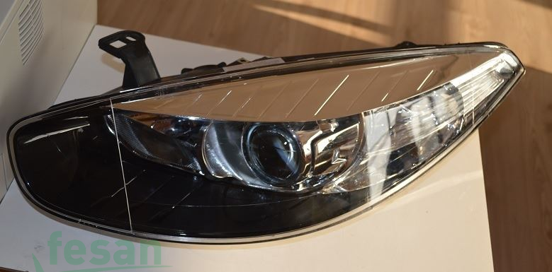 AYFAR 202295 FAR RENAULT FLUENCE 2013> SOL SİYAH ÇERÇEVELİ MERCEKLİ